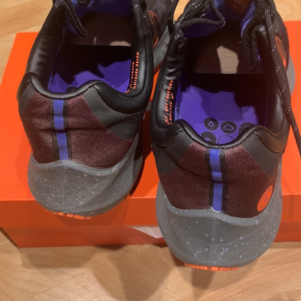 Mens running shoes - Picture 3 of 7